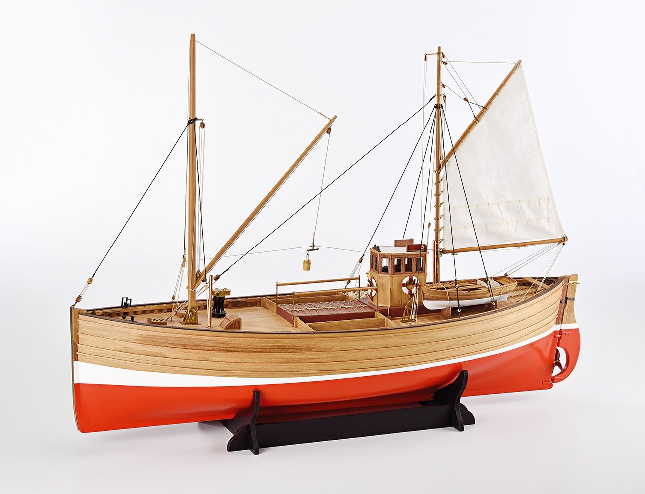 Fifie Scottish Fishing Vessel Model Boat Kit - Victory Models