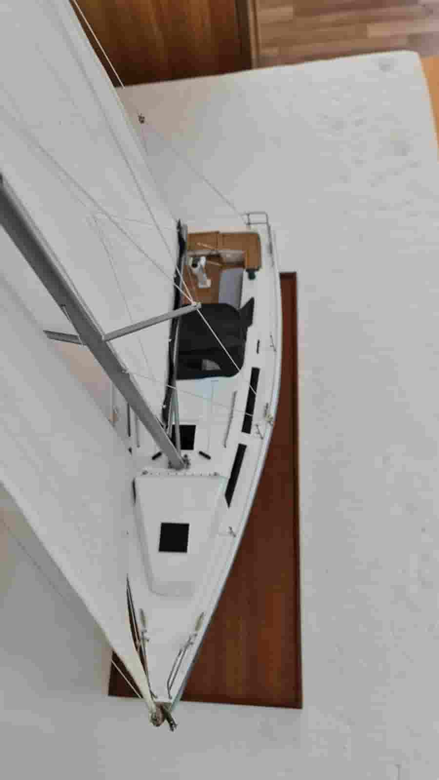 Hanse-325-PSM7.jpg