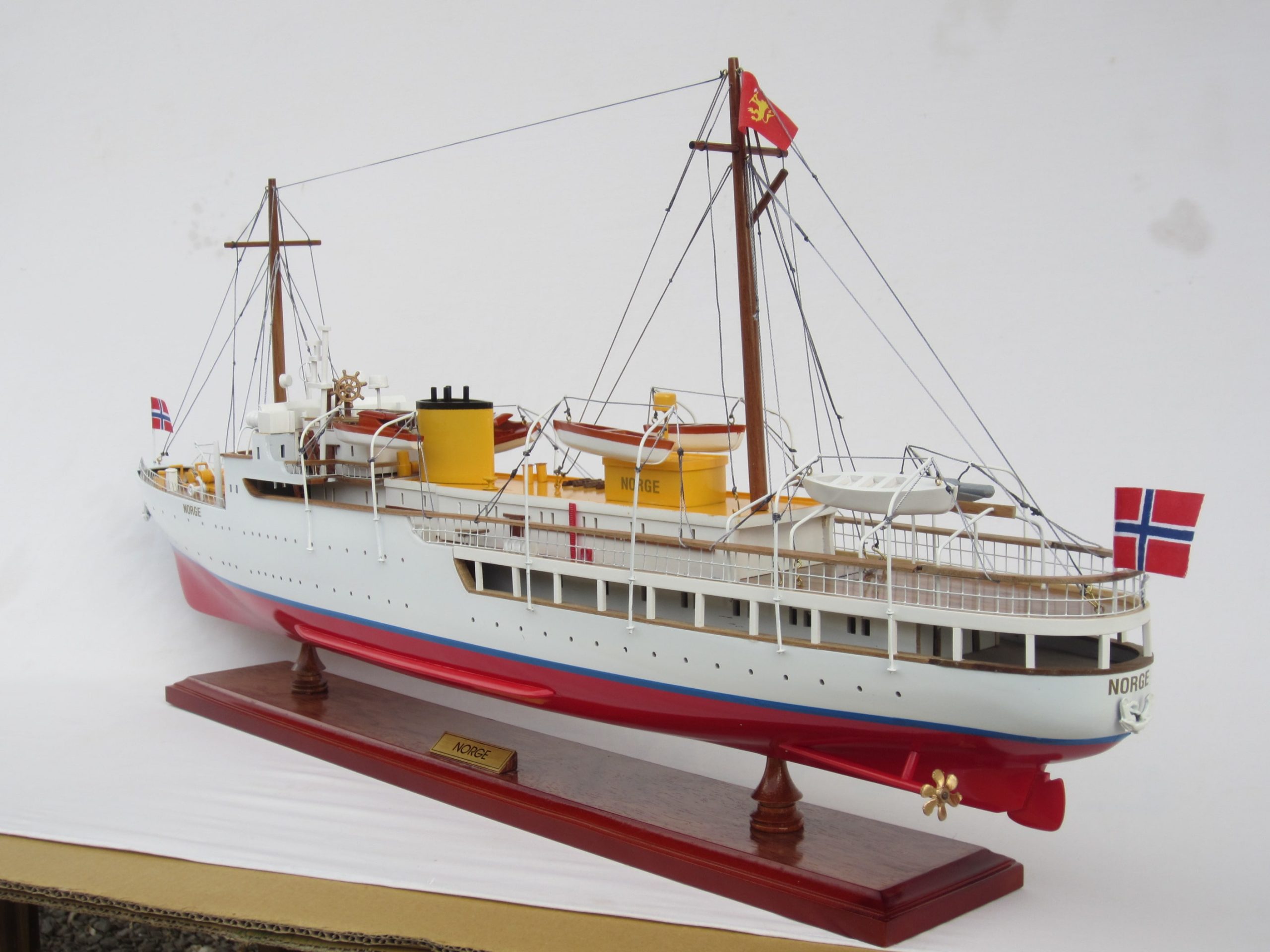 Norge Display Ship Model - GN