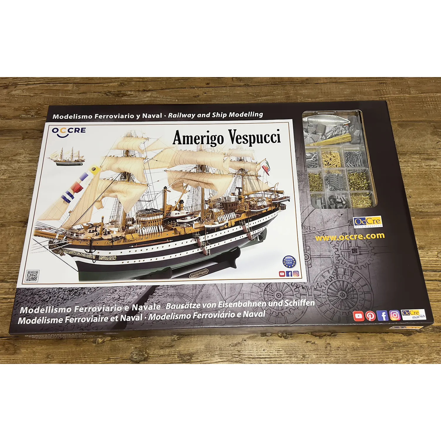 OcCre_Amerigo_Vespucci_Maqueta_de_madera_packagig.jpg