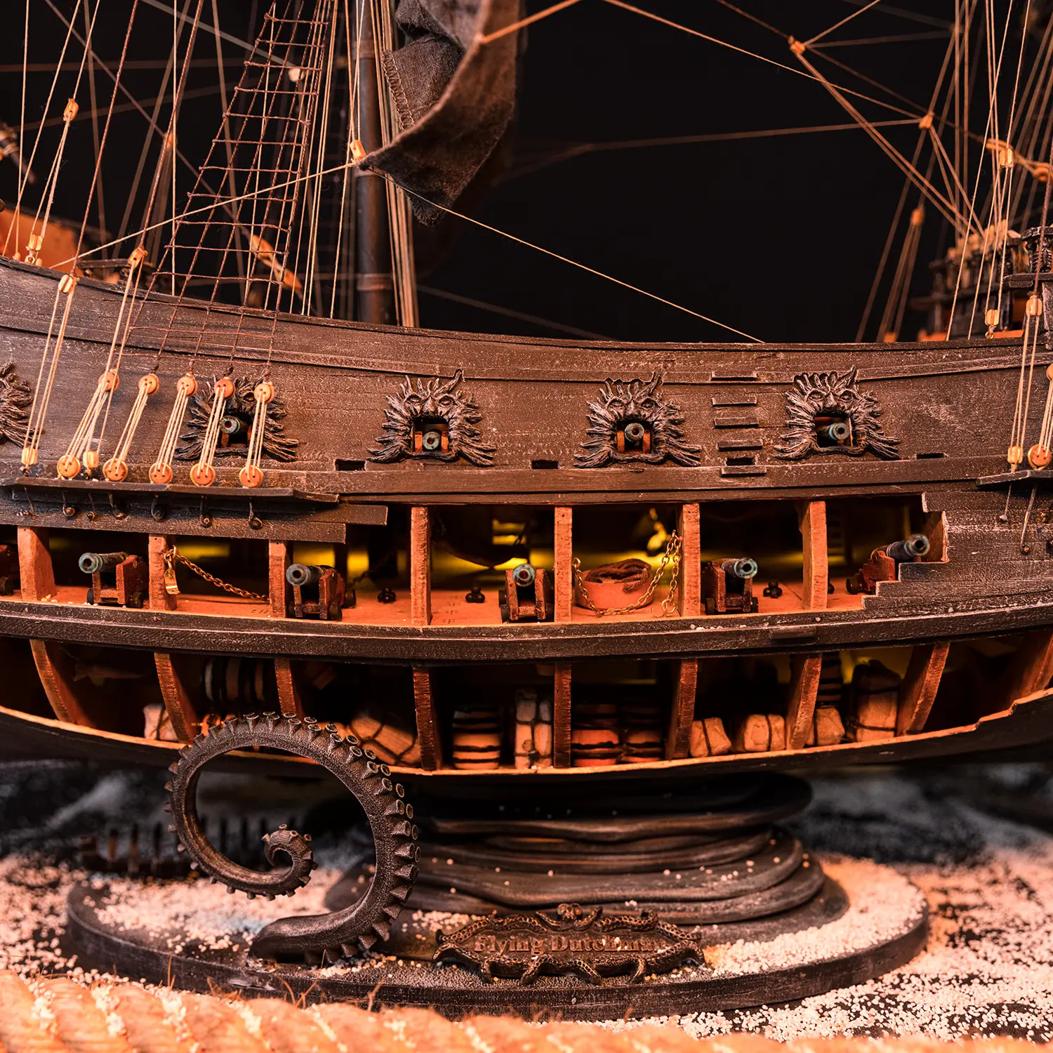 Peana_de_exposicion_El_Holandes_Errante_Muestra_Modelismo_OcCre-1.jpg
