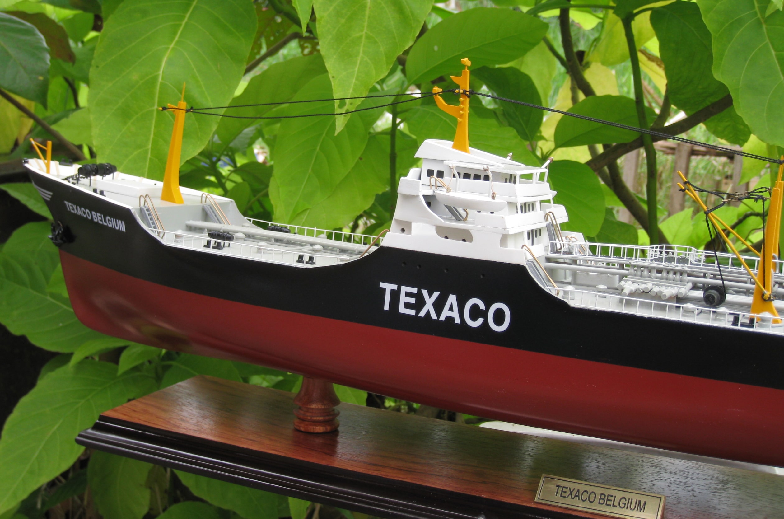 Texaco Belgium Display Ship Model - GN