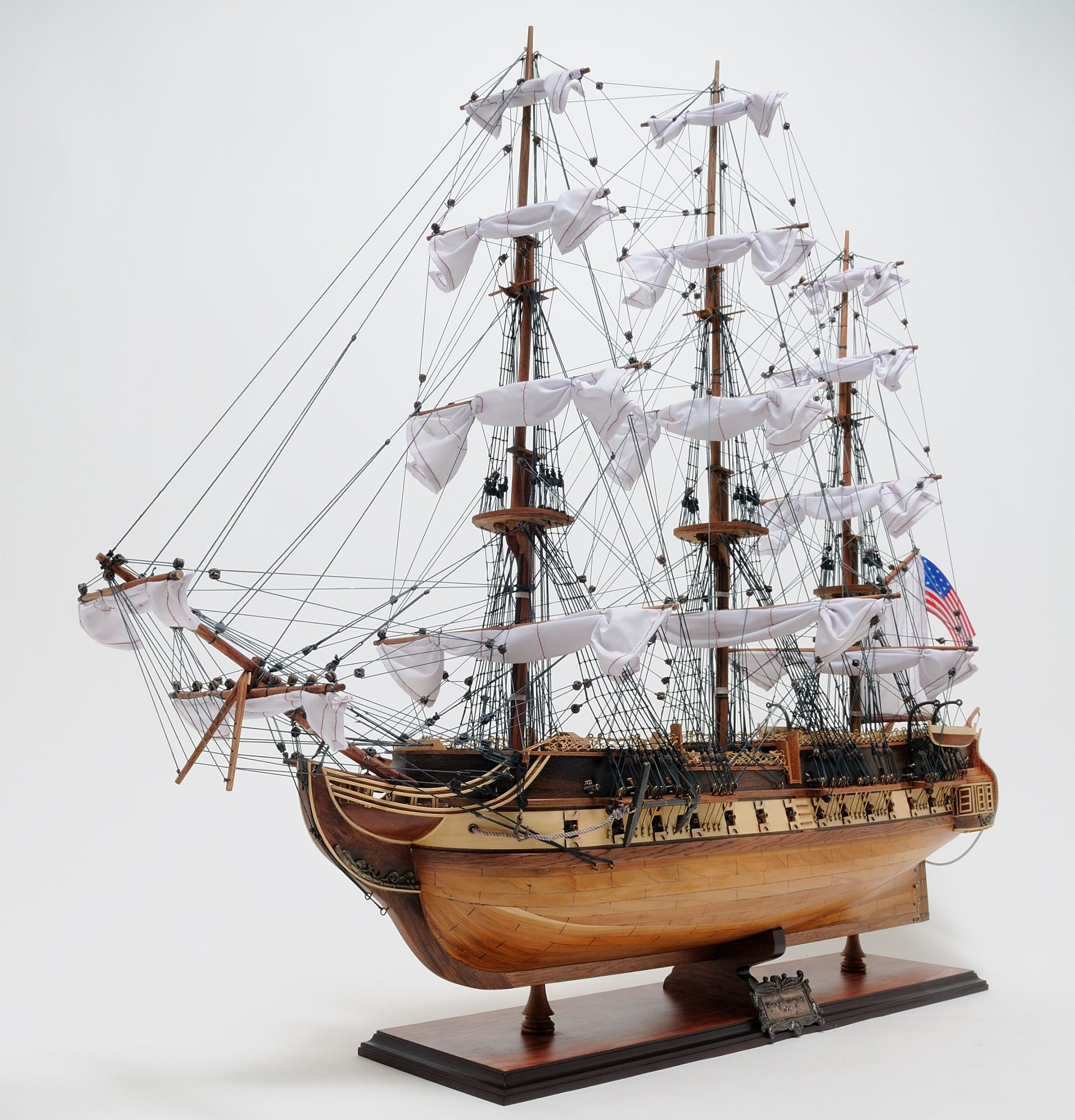 The-El-Cazador-Model-Ship9-scaled-1.jpg