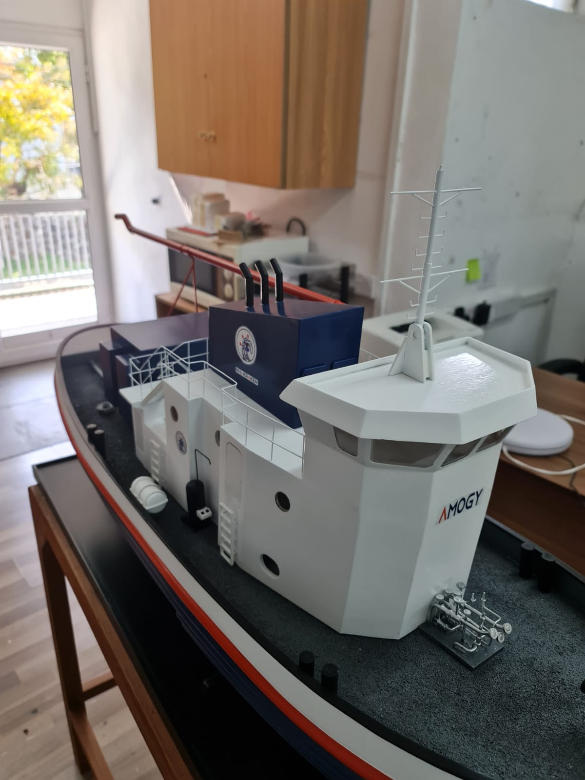 Tugboat-11.jpeg