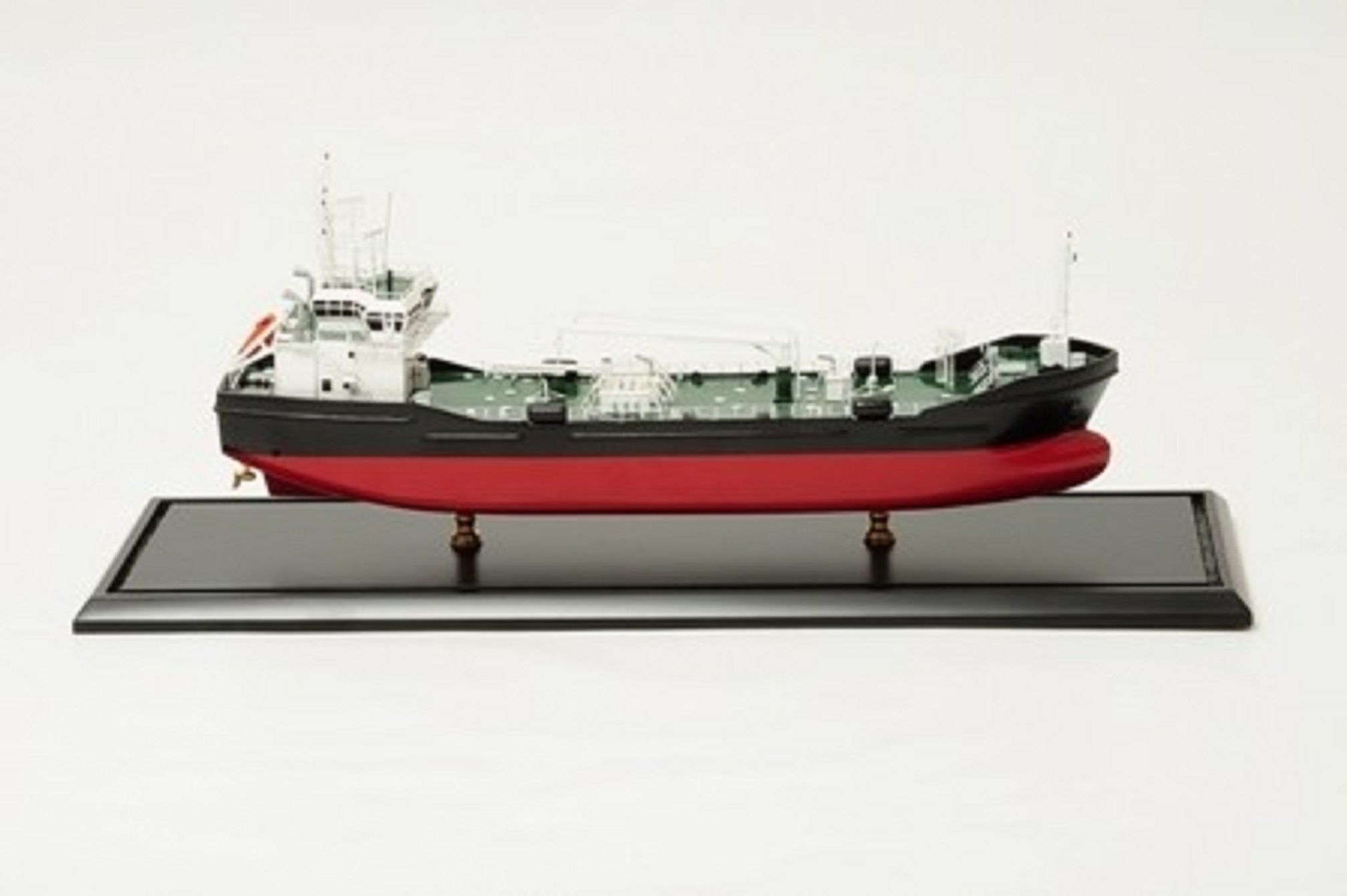 1175-6849-Geotech-Tanker-1.jpg