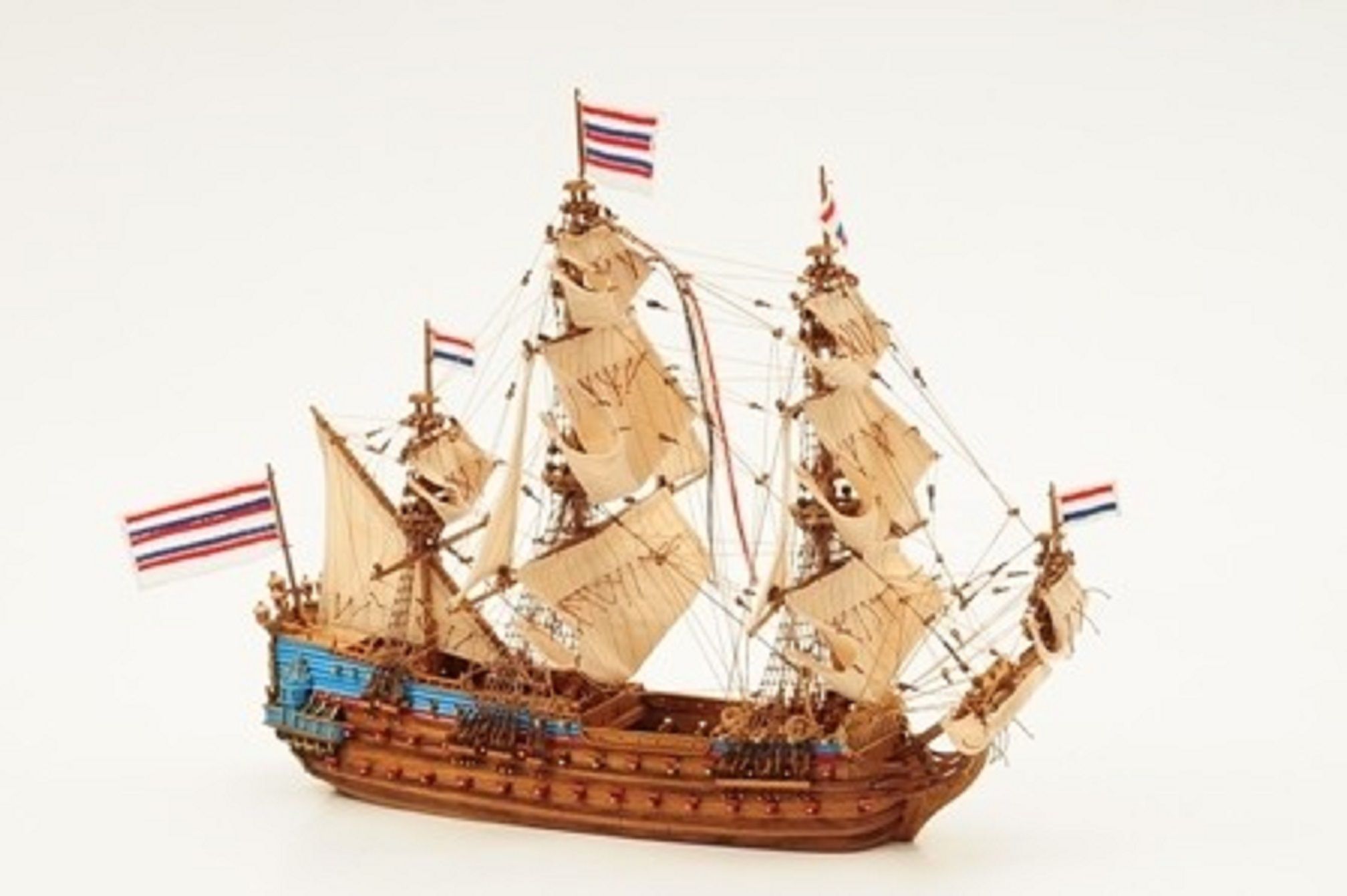 1196-7740-Zeven-Provincien-Waterline-Model-Ship-Premier-Range-1.jpg