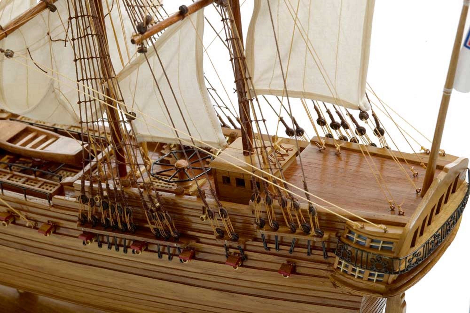 137-8572-Saint-Geran-Model-Ship-Superior-Range.jpg