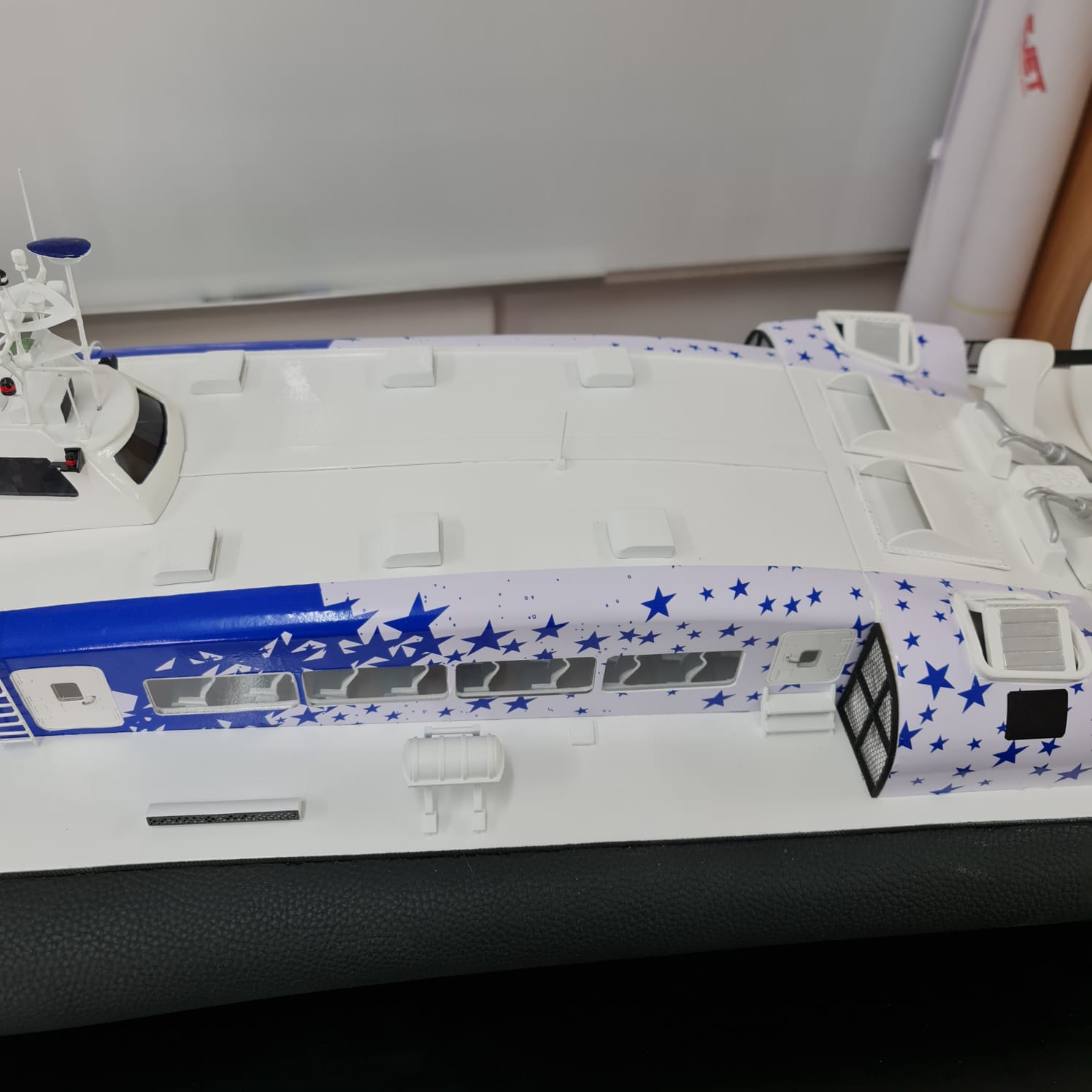 Hovercraft-12000-TD-12-1.jpeg