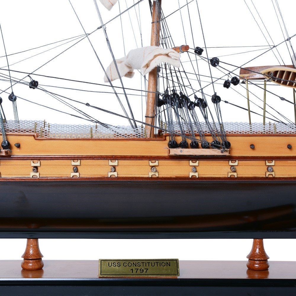 T089-USS-Constitution-Small-L01-1.jpg
