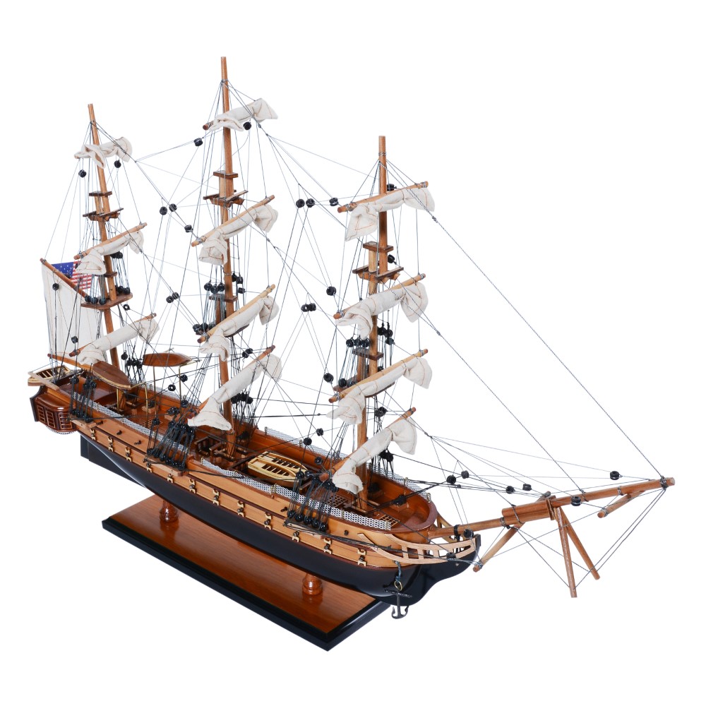 T089-USS-Constitution-Small-L05-1.jpg