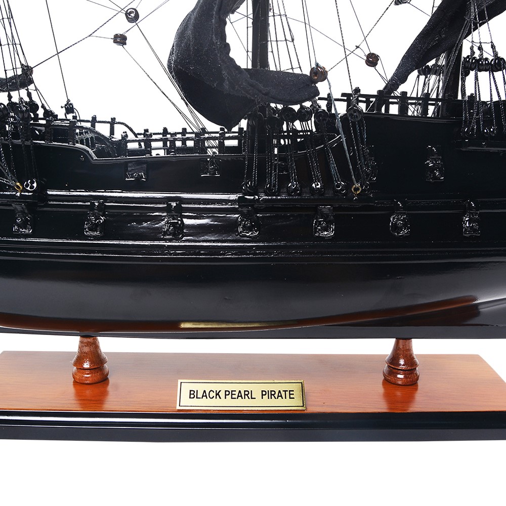 T358-Black-Pearl-Pirate-Ship-Small-L01-1.jpg