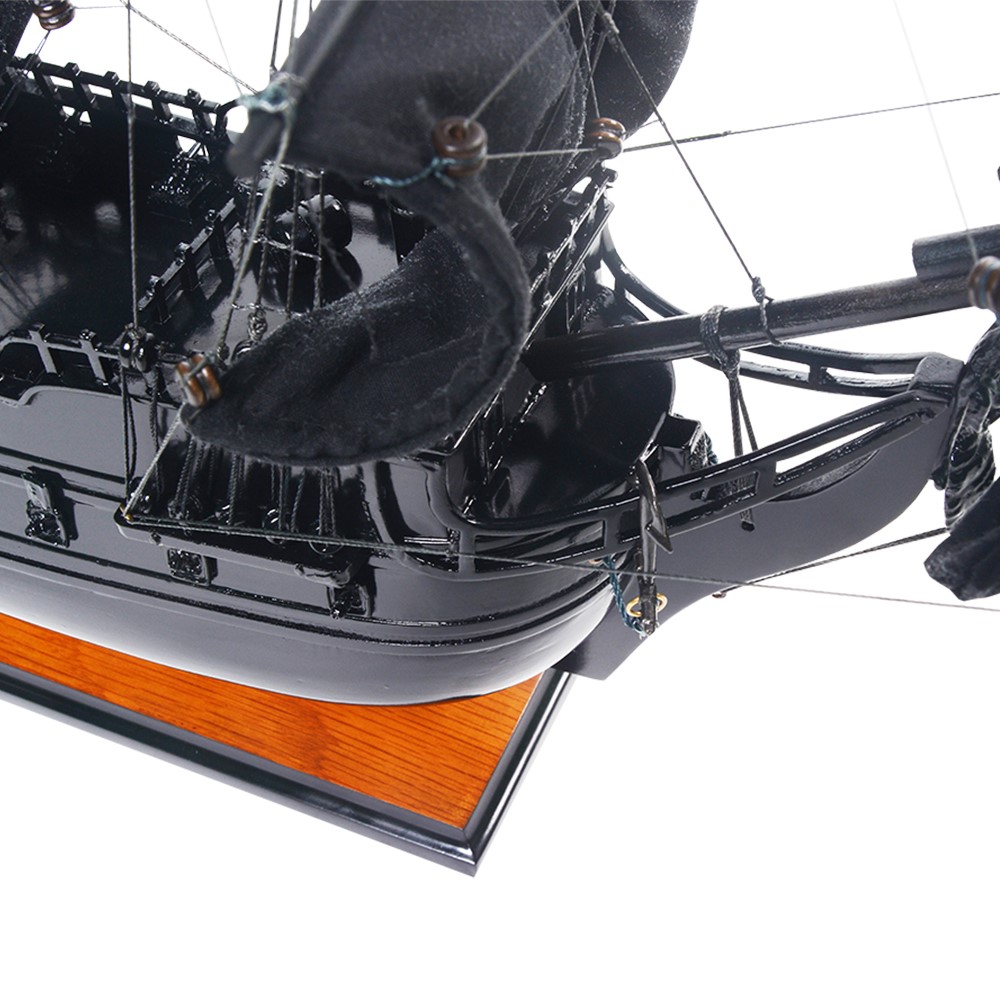 T358-Black-Pearl-Pirate-Ship-Small-L02-1.jpg