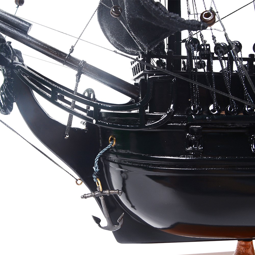 T358-Black-Pearl-Pirate-Ship-Small-L06-1.jpg