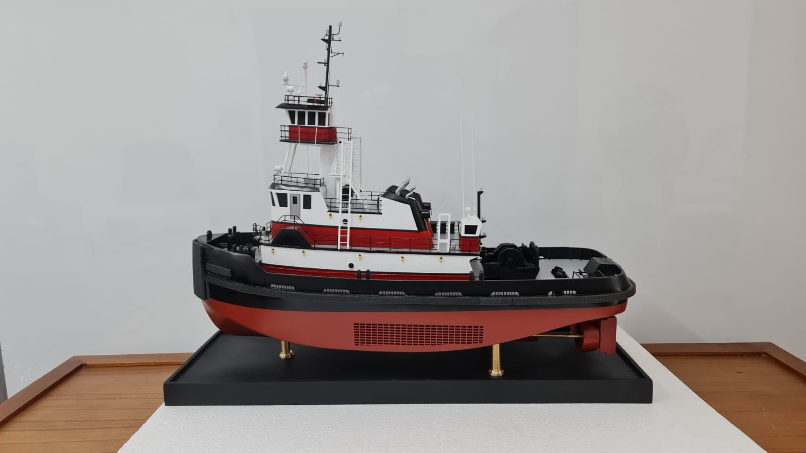 Tug-Boat-9-4.jpeg