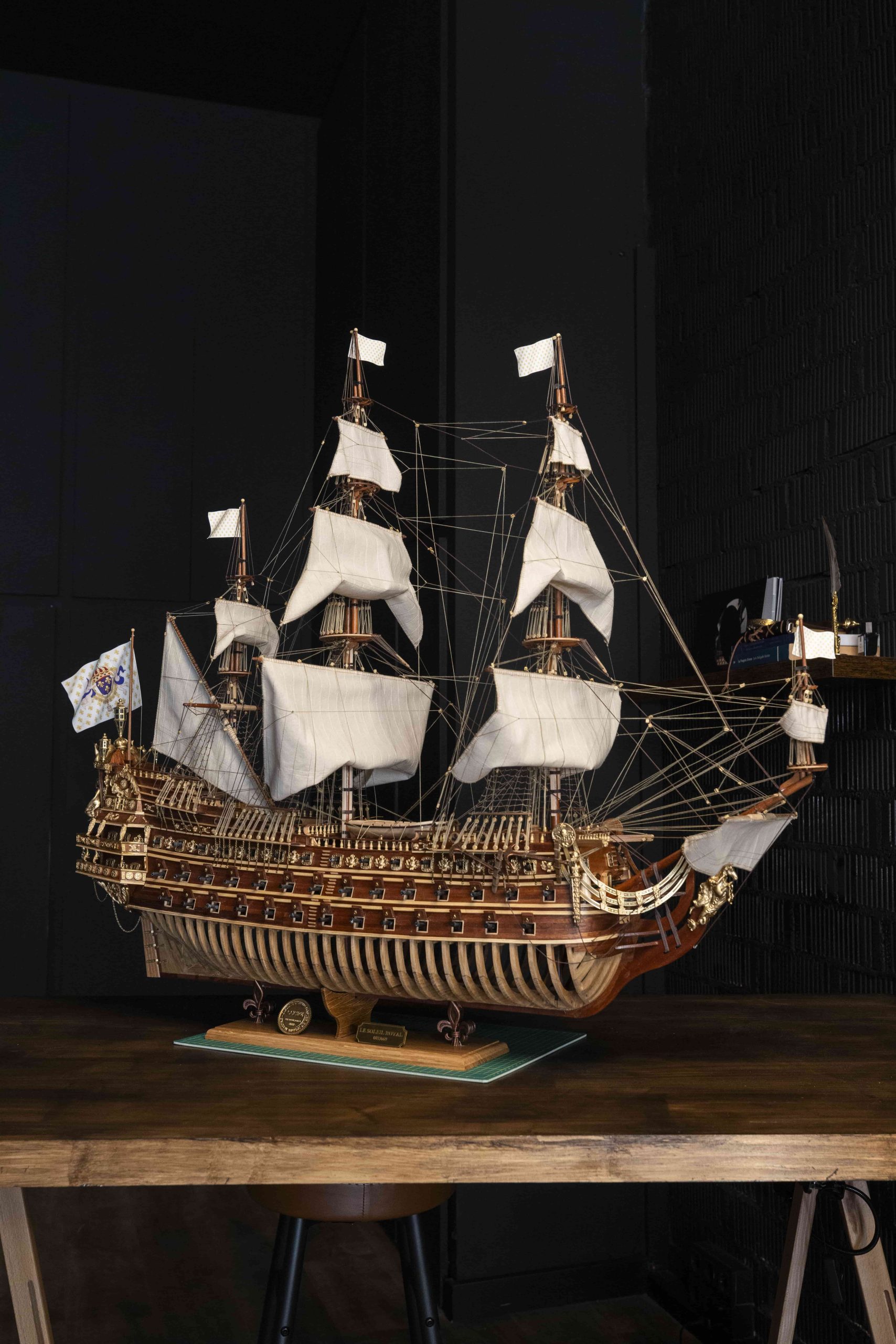 maqueta-arsenal-soleil-royal-edicion-limitada-occre-001-96-scaled-2.jpg