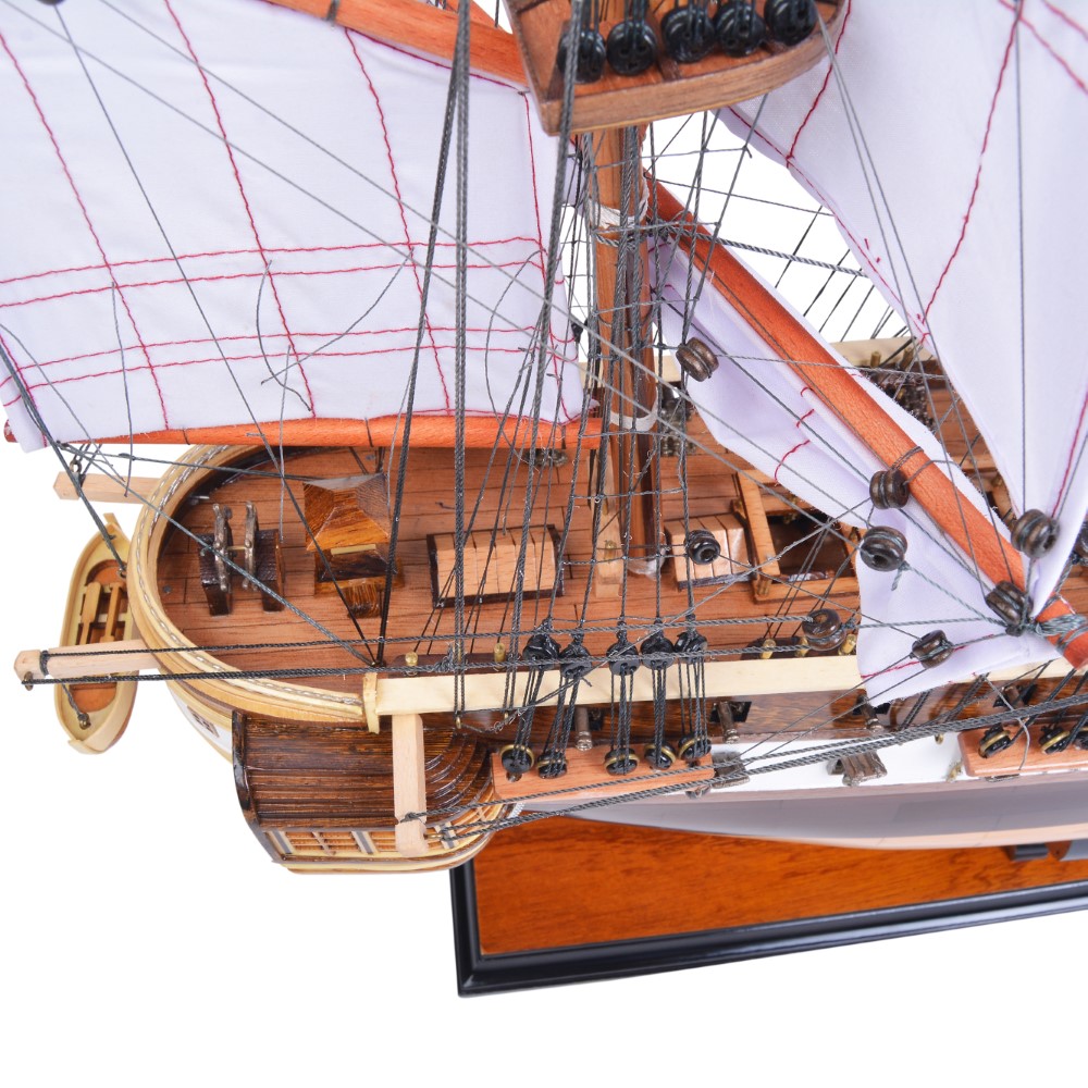 t110-uss-constellation-l08.jpg