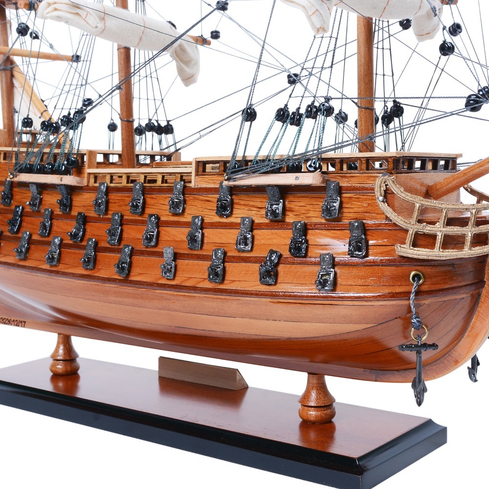 t175-victory-small-tall-ship-model-l03-1.jpg