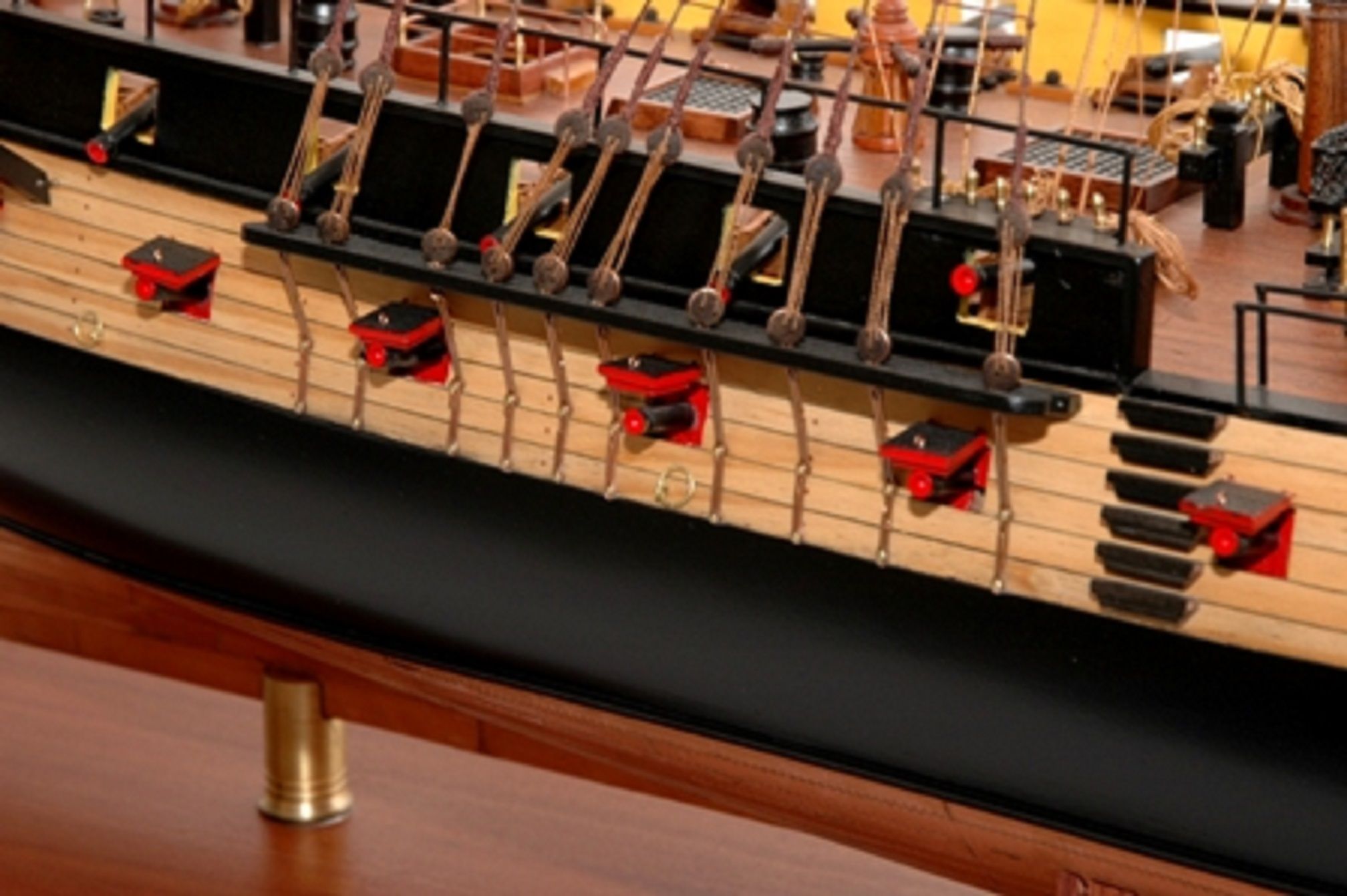 1055-7371-HMS-Surprise-Model-Ship-Premier-Range