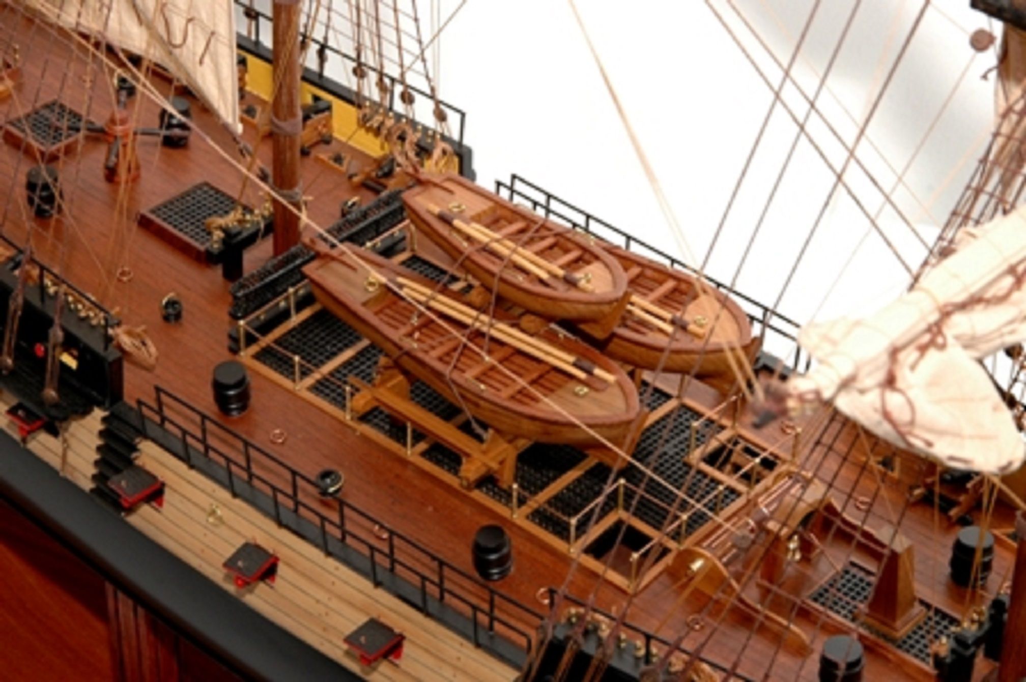 1055-7376-HMS-Surprise-Model-Ship-Premier-Range