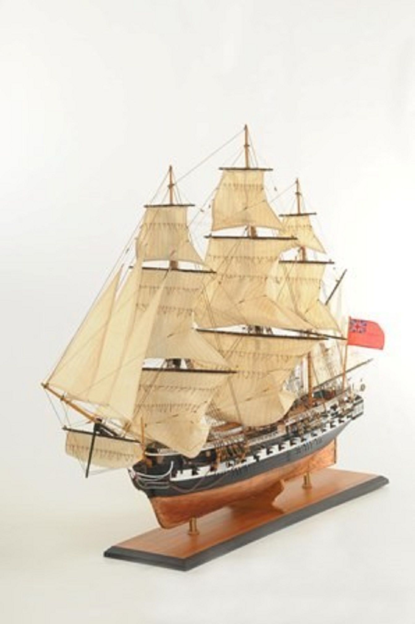 1059-7407-HMS-Trincomalee-Ship-Model-Premier-Range