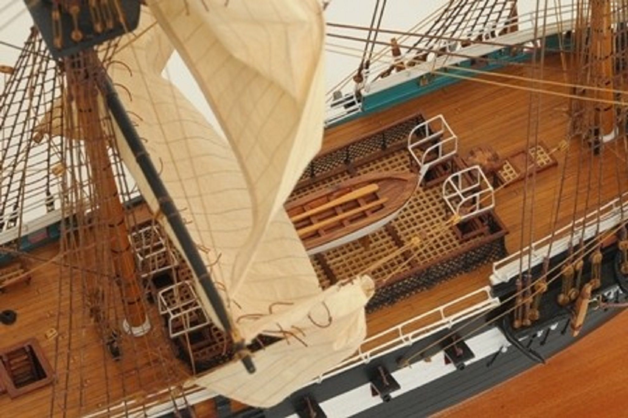 1059-7412-HMS-Trincomalee-Ship-Model-Premier-Range