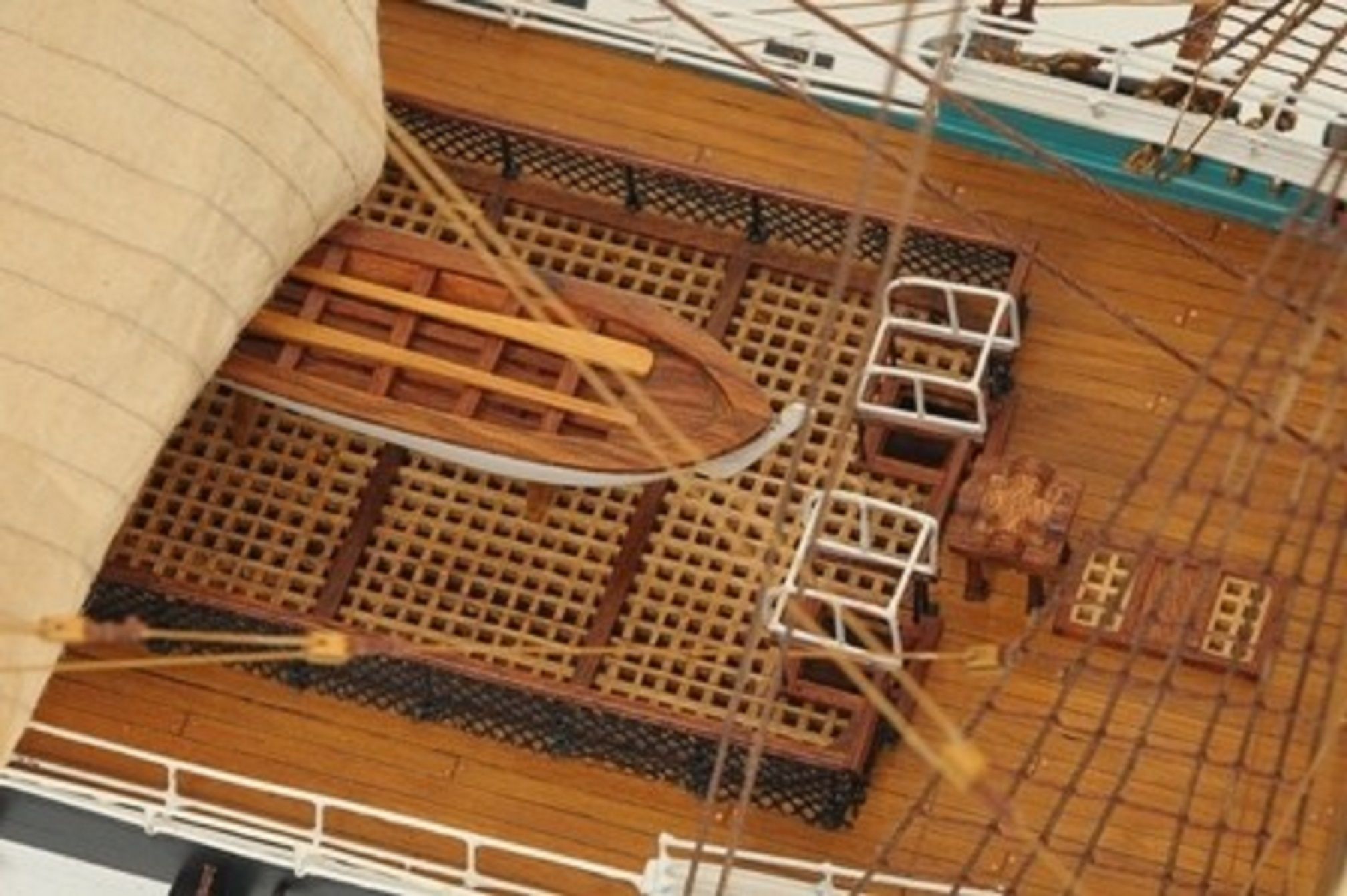 1059-7414-HMS-Trincomalee-Ship-Model-Premier-Range