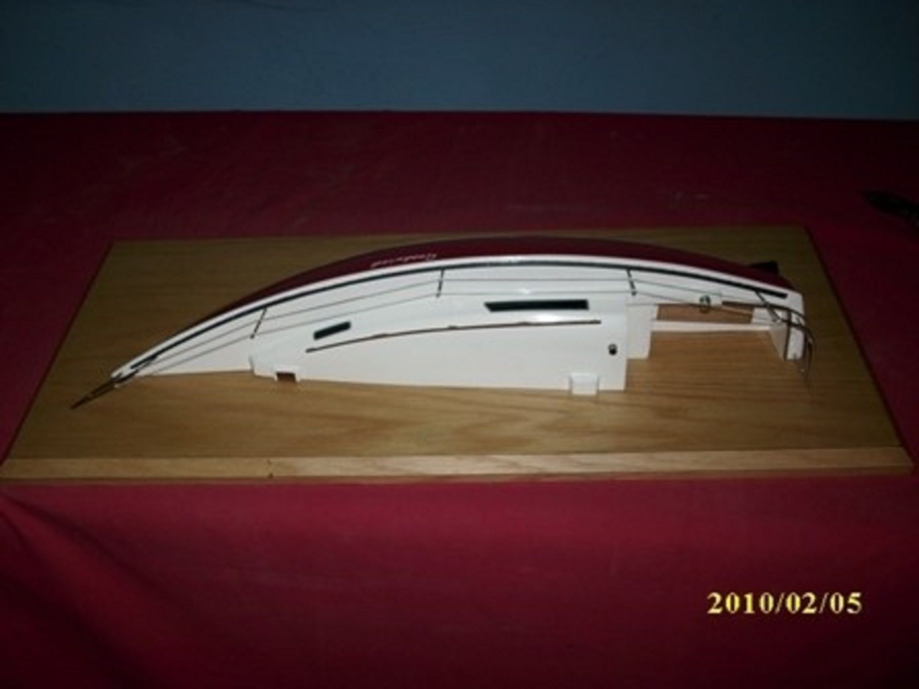 1213-6800-Goodwind-Trapper-500-Half-Model