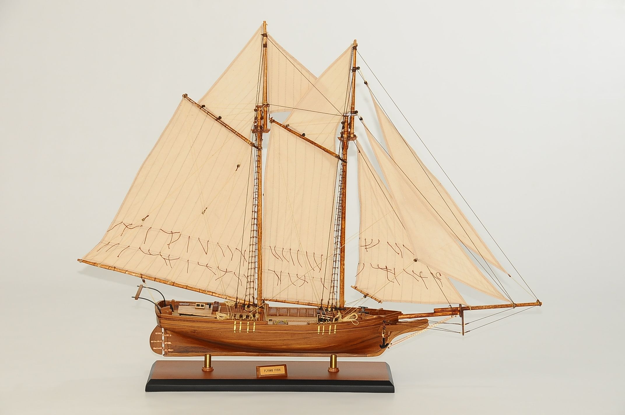 Poisson Volant (Gamme Supérieure) - Maquette de Bateau