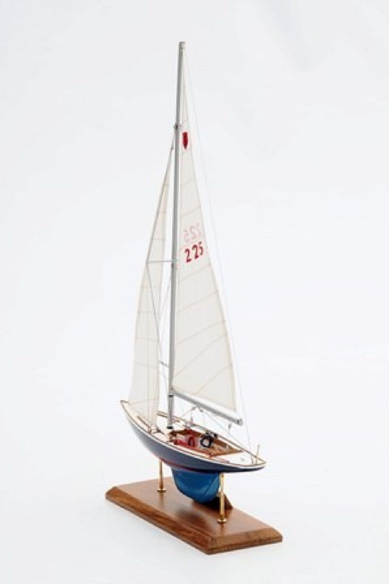 1230-7068-Sensation-Model-Yacht