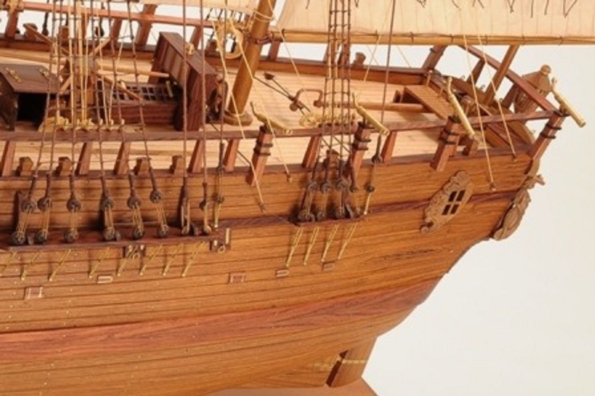 1232-7327-HMS-Endeavour-Open-Hull-Model-Ship-Premier-range