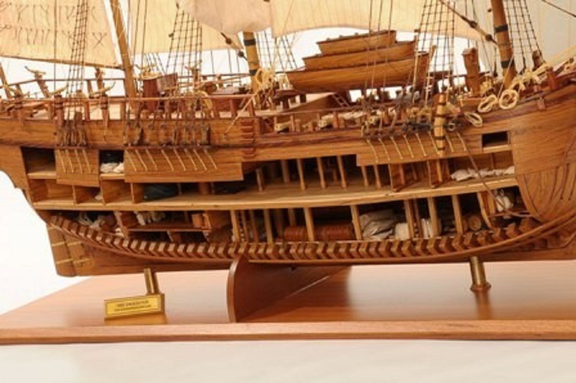 1232-7330-HMS-Endeavour-Open-Hull-Model-Ship-Premier-range