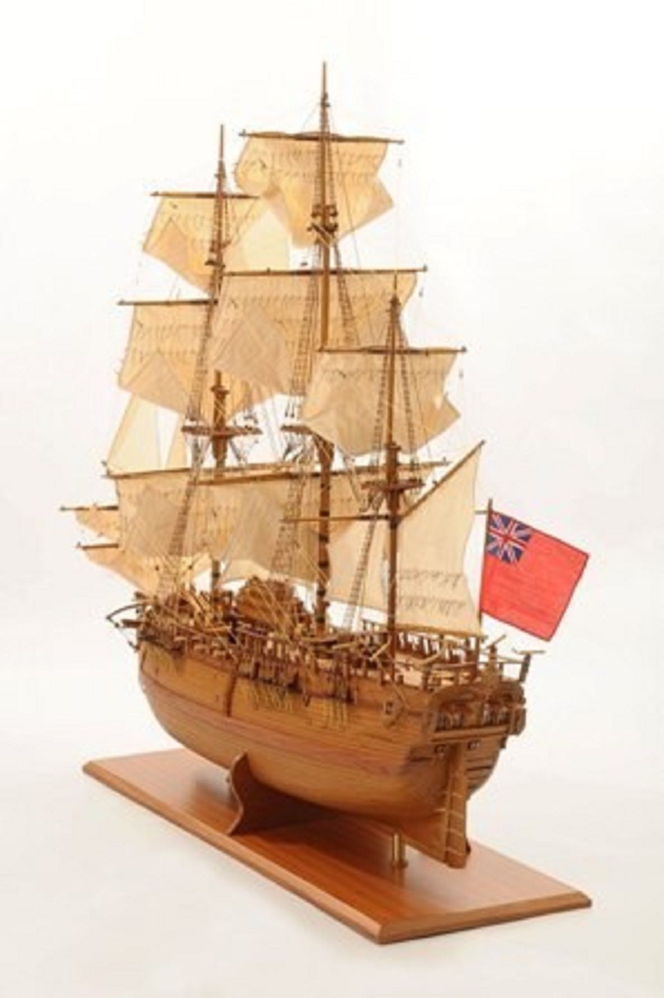1232-7335-HMS-Endeavour-Open-Hull-Model-Ship-Premier-range
