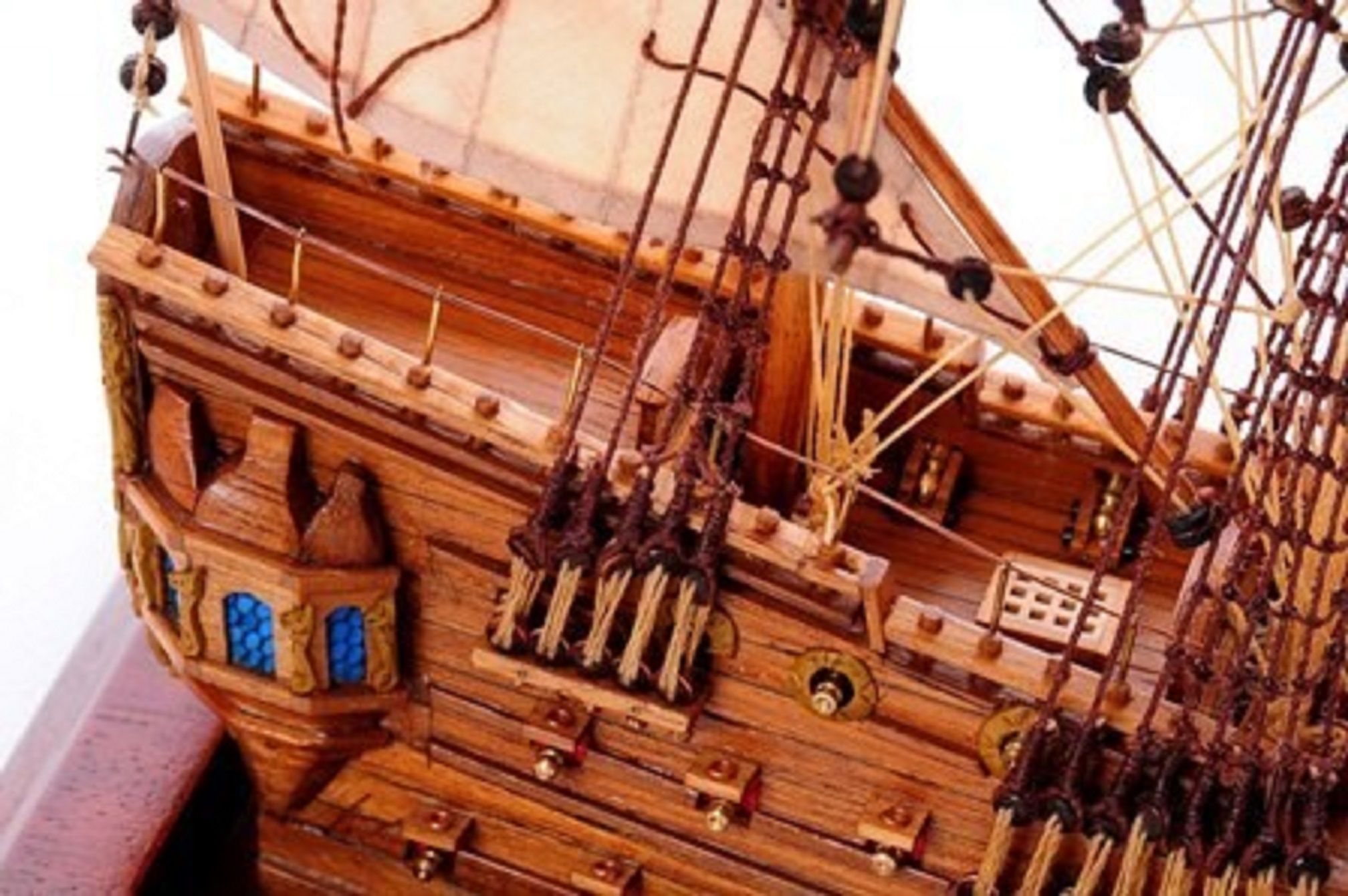 1254-7013-Bristol-Waterline-Model-Ship-Premier-Range