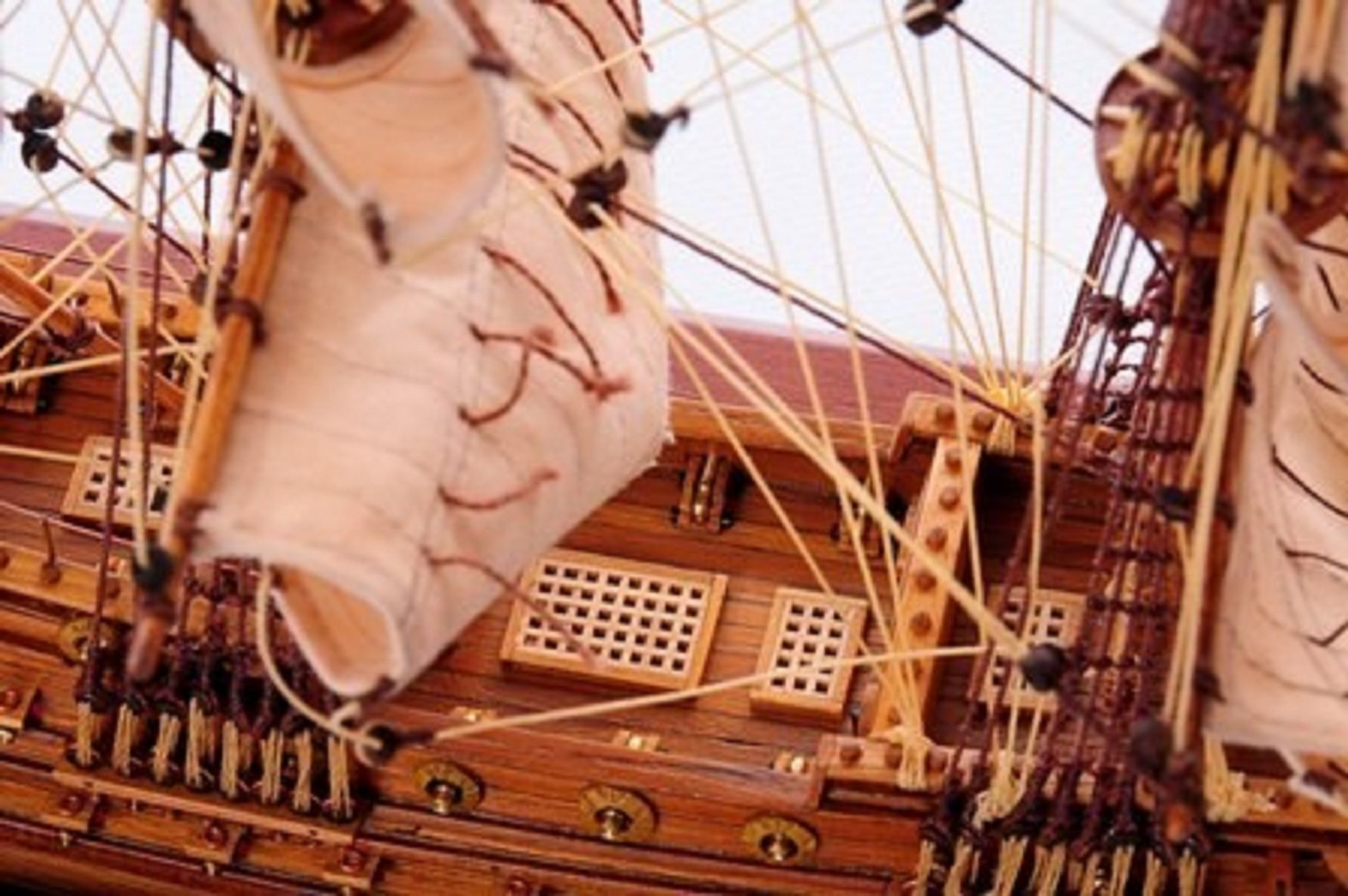 1254-7014-Bristol-Waterline-Model-Ship-Premier-Range