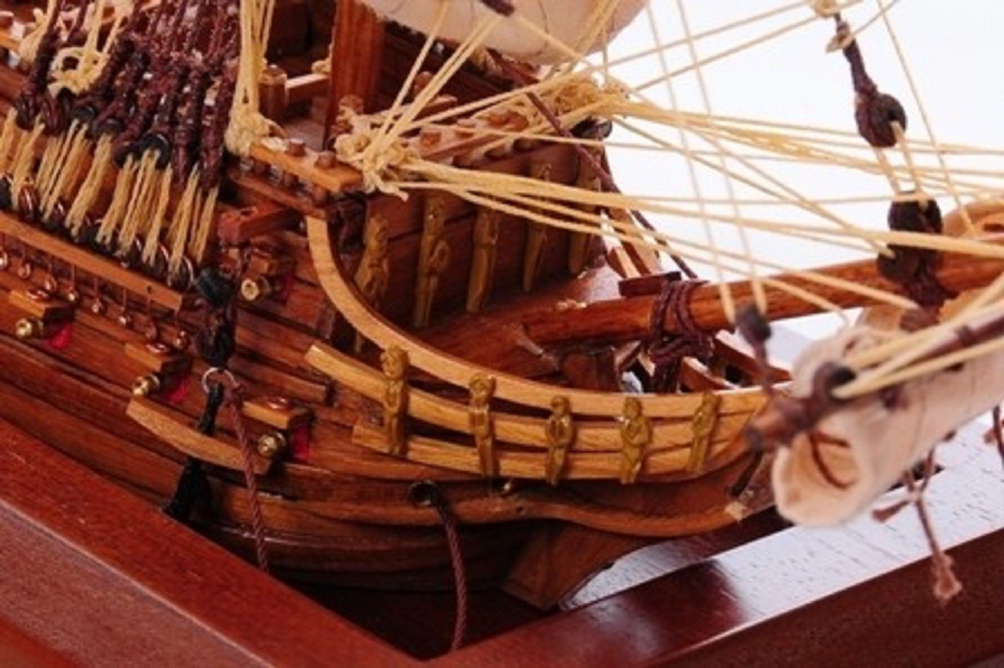 1254-7016-Bristol-Waterline-Model-Ship-Premier-Range