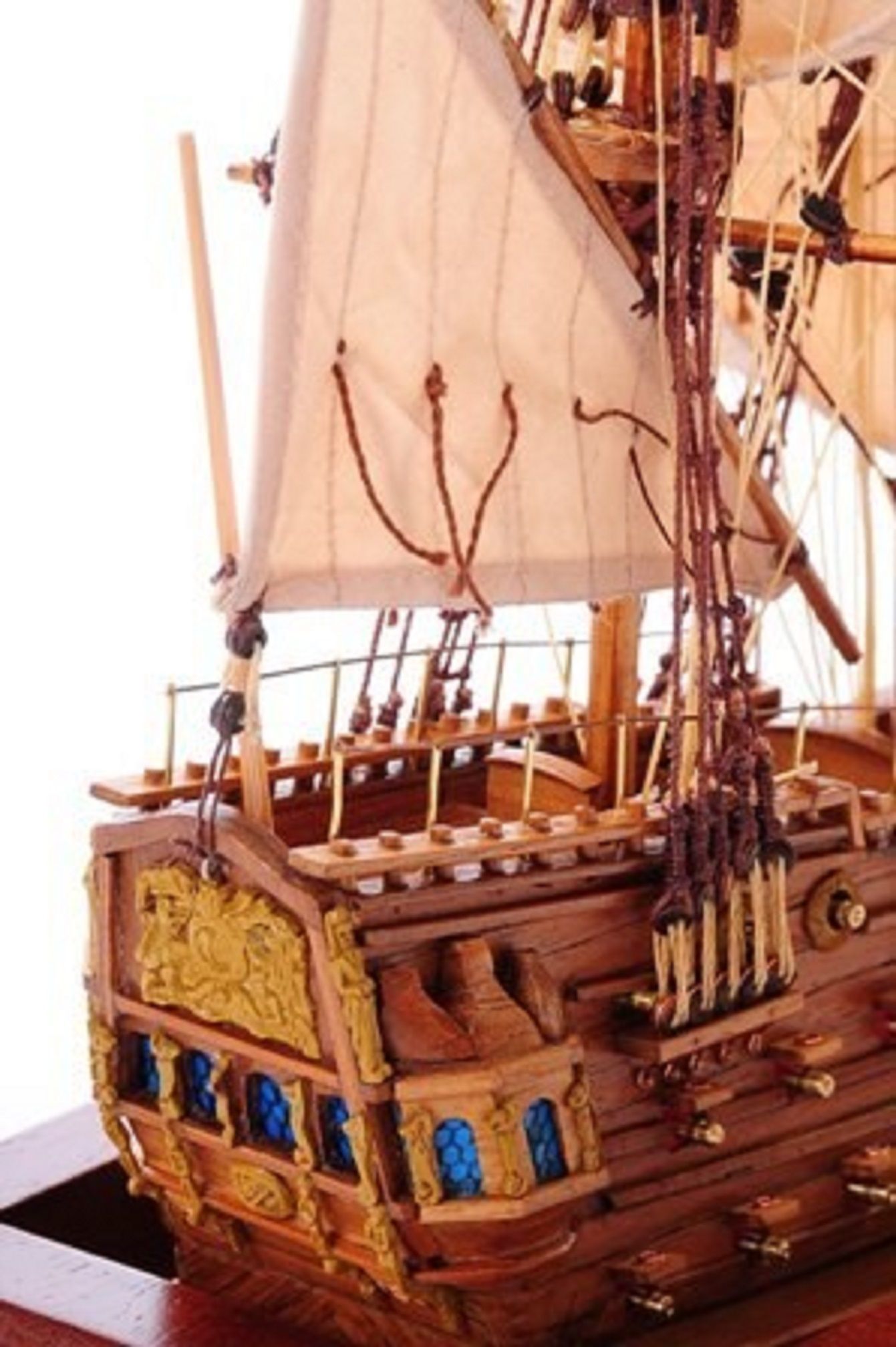 1254-7019-Bristol-Waterline-Model-Ship-Premier-Range