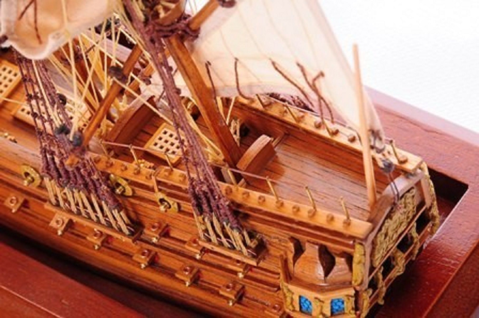 1254-7020-Bristol-Waterline-Model-Ship-Premier-Range
