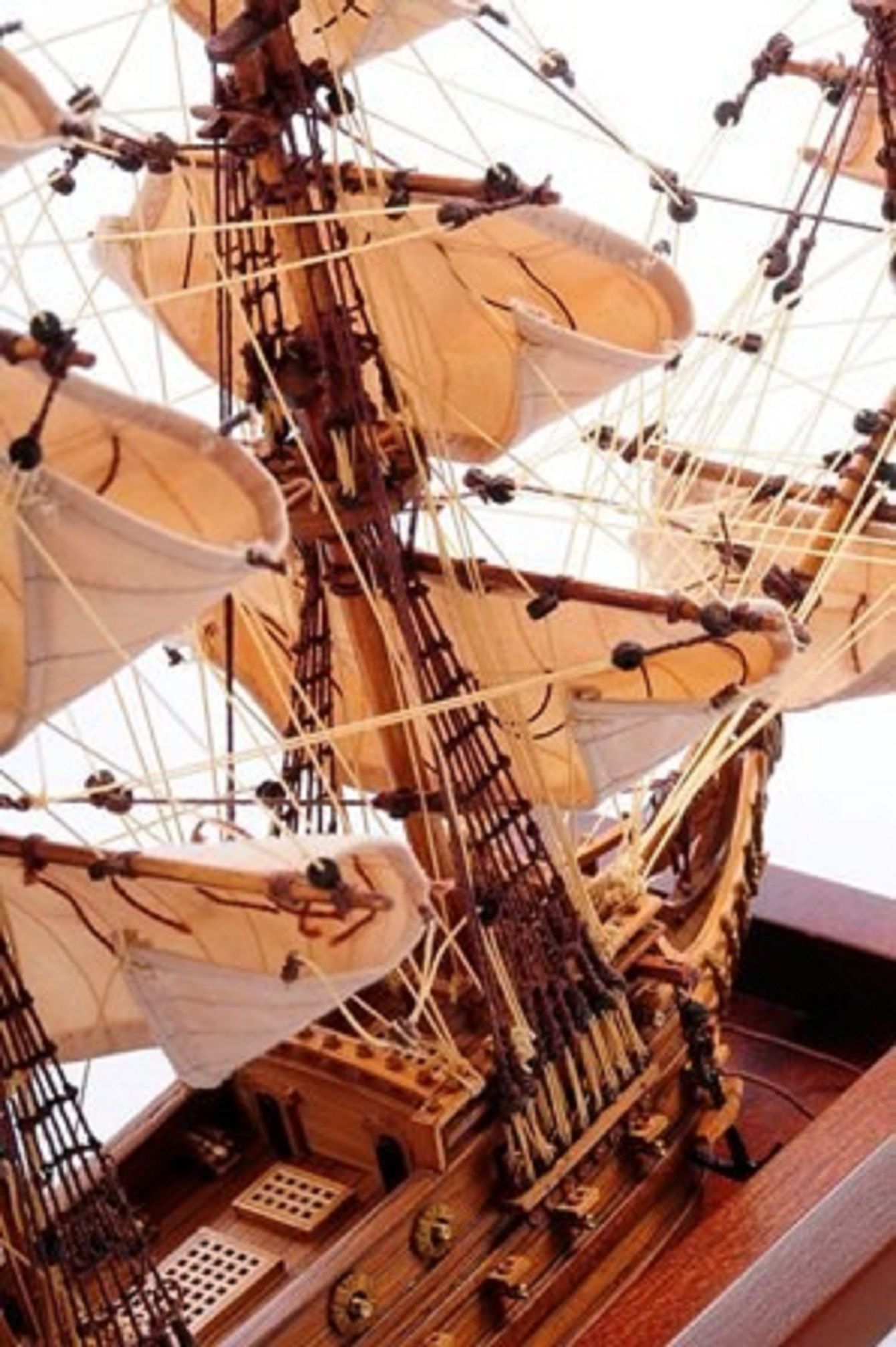 1254-7024-Bristol-Waterline-Model-Ship-Premier-Range