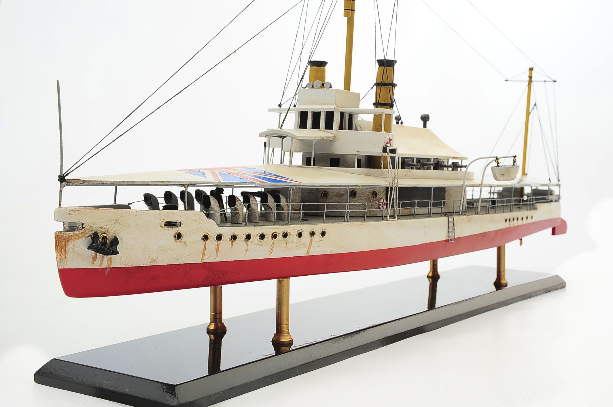 1392-6190-HMS-Cockchafer-Premier-Range