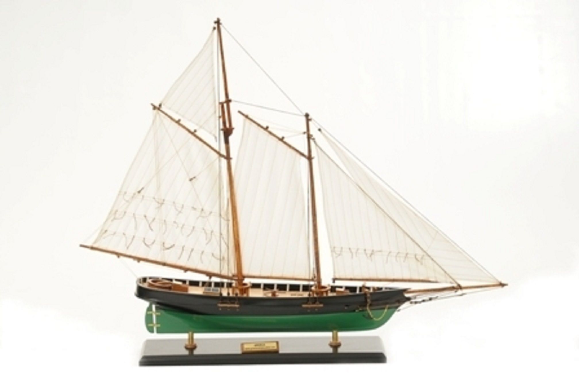 Maquette bateau - America (Gamme Supérieure)