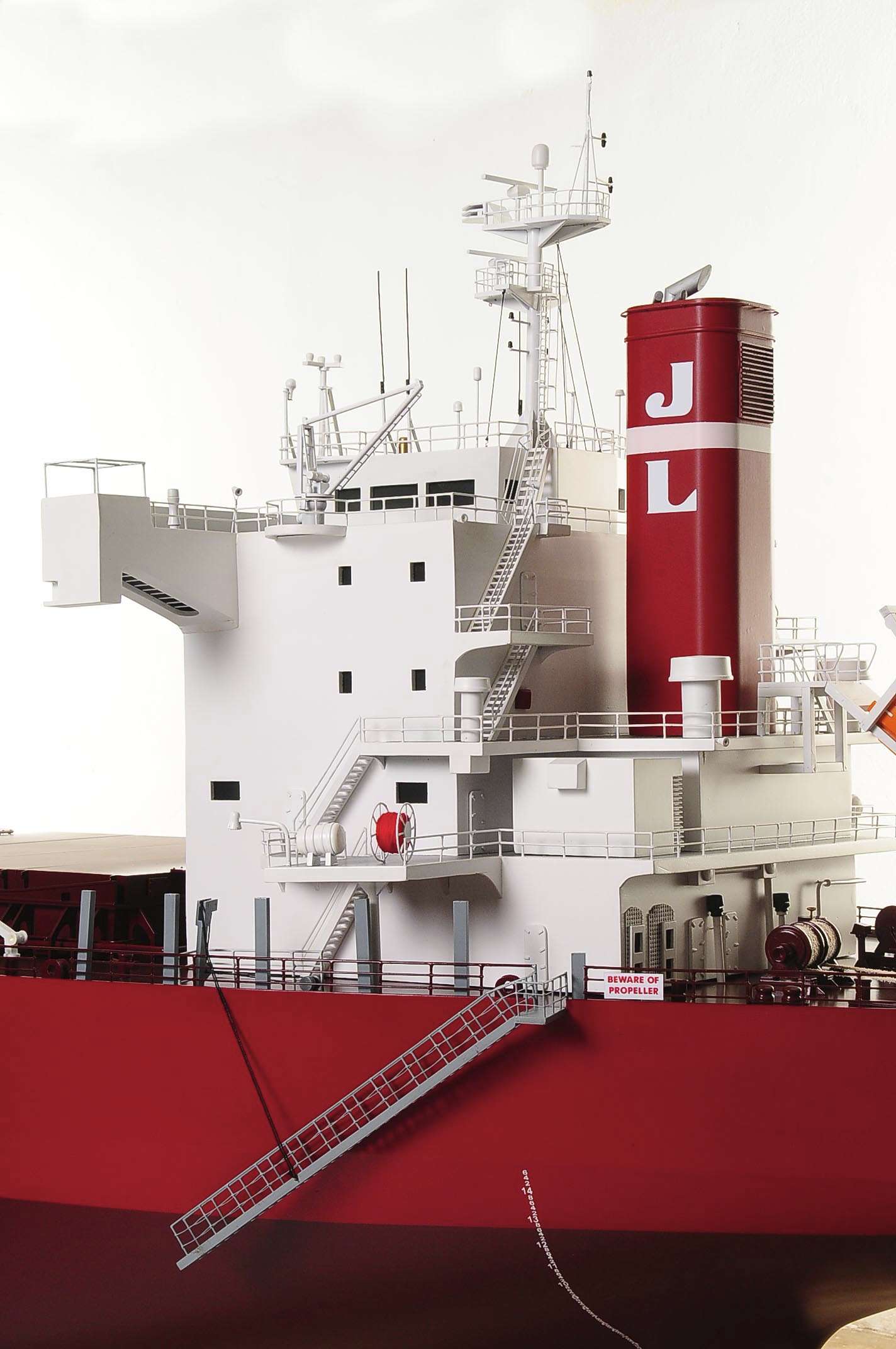 1427-4517-Bulk-Carrier-2-Model-Ship