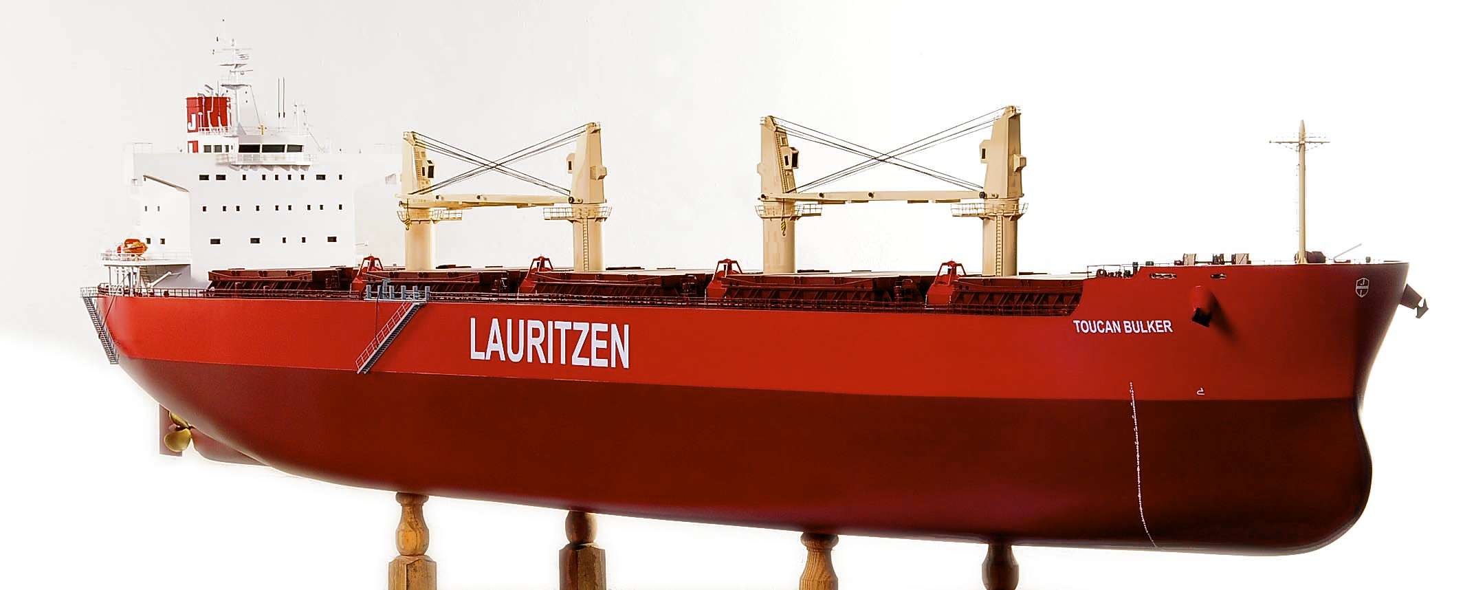 1427-4545-Bulk-Carrier-2-Model-Ship