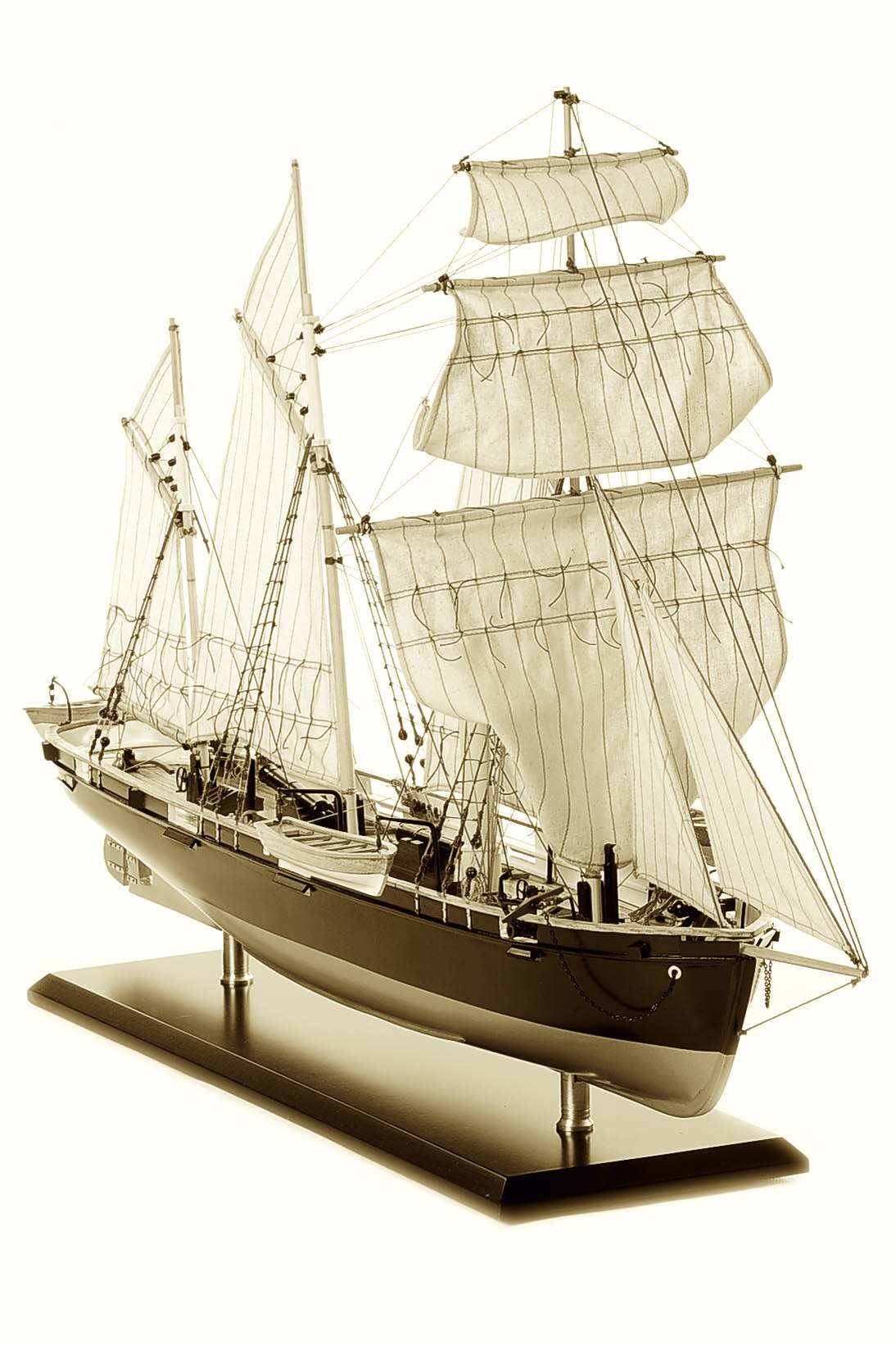 1428-4654-HMS-Cockchafer-2-Model-Boat