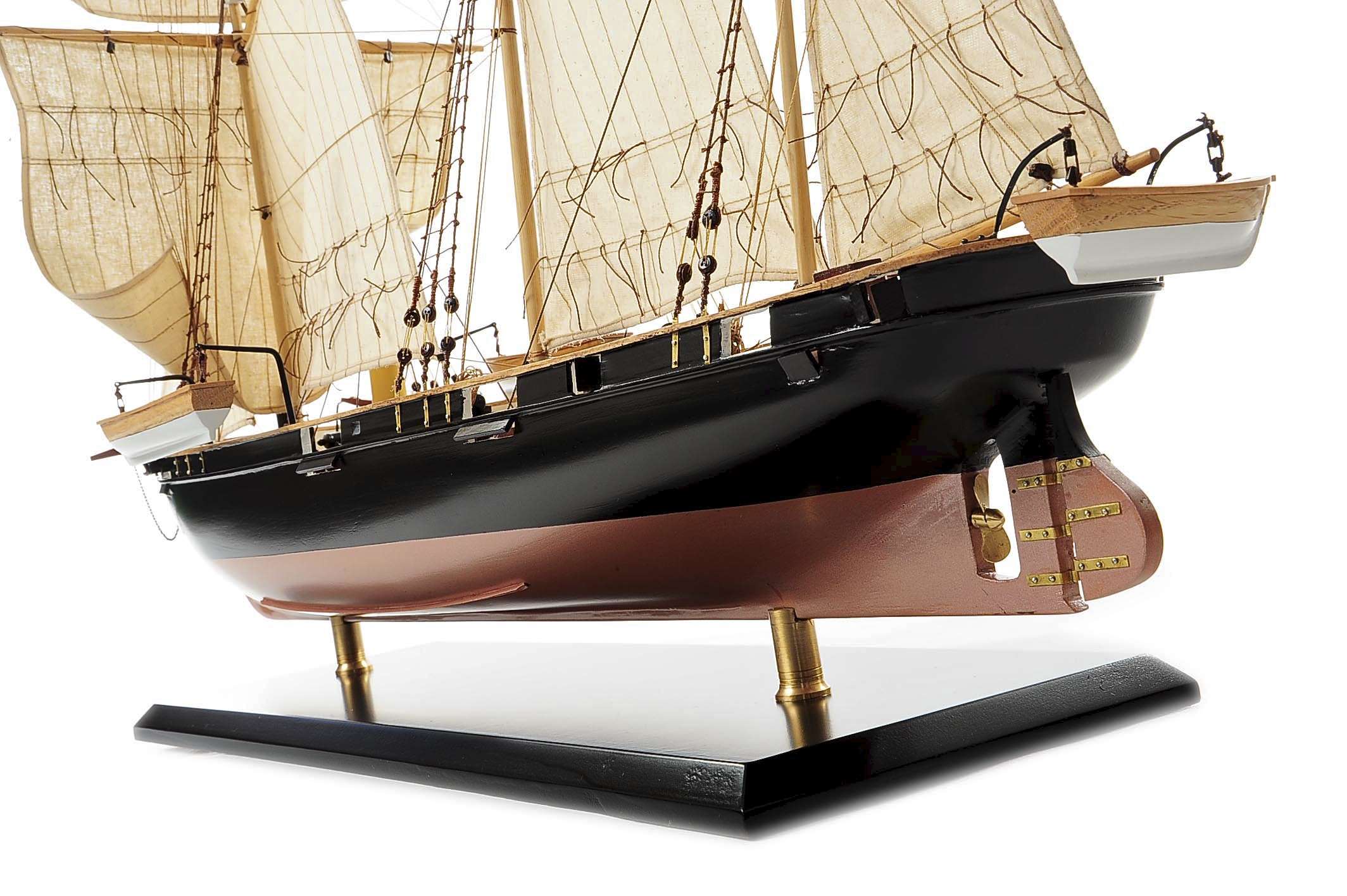 1428-4671-HMS-Cockchafer-2-Model-Boat