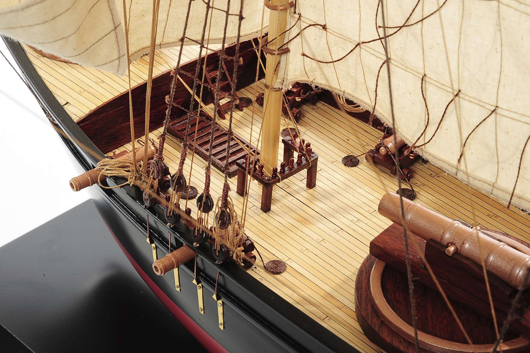 1430-4691-The-Eamont-Model-Boat
