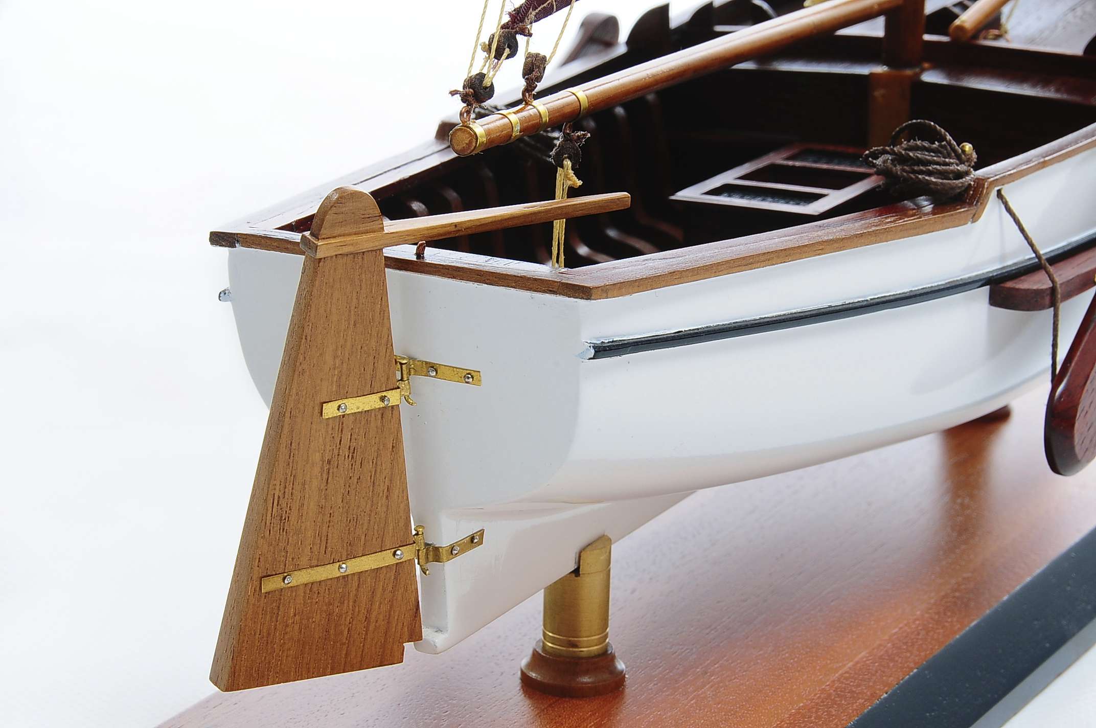 1432-4580-Dutch-Marker-Roundbow-Model-Boat