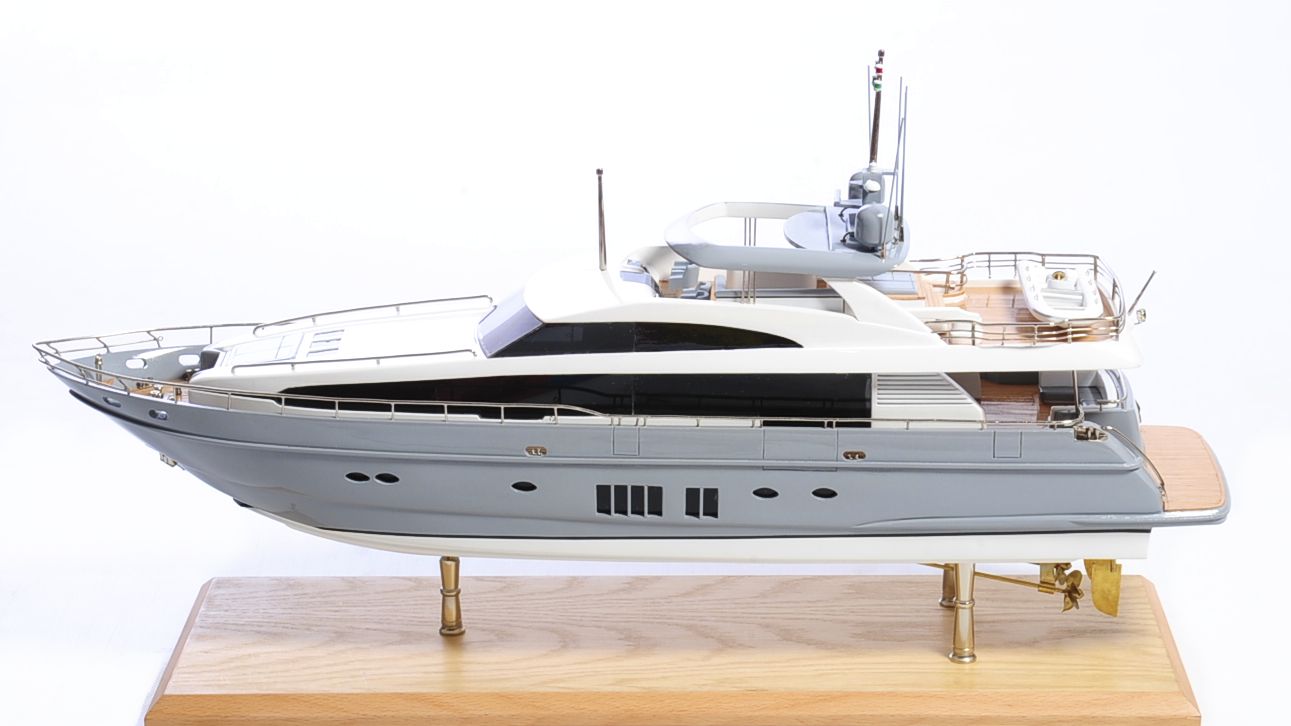Maquette bateau - Princess 32M
