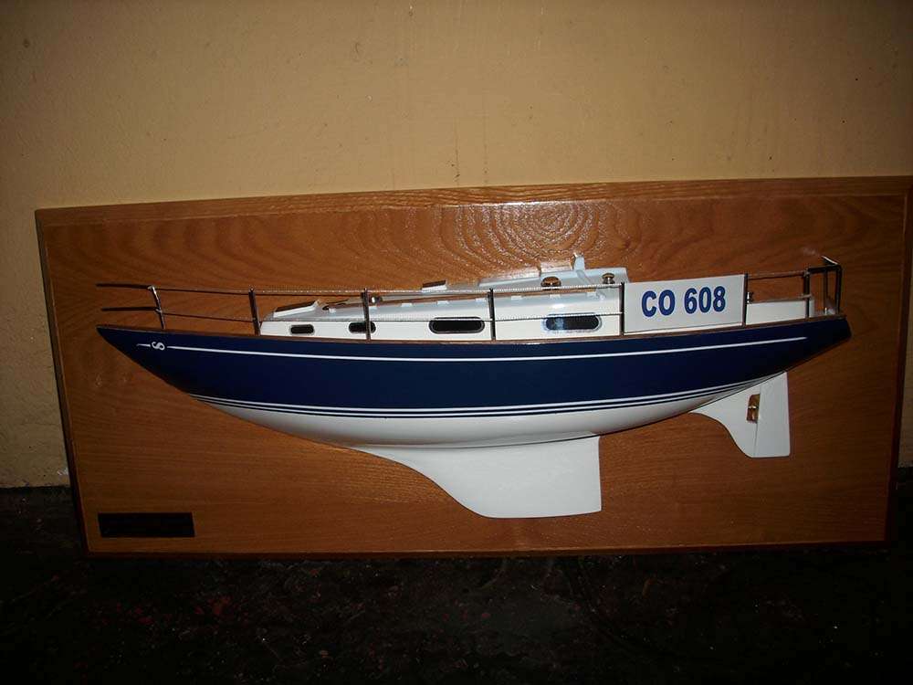 Maquette bateau - Demi-Coque Contessa 32