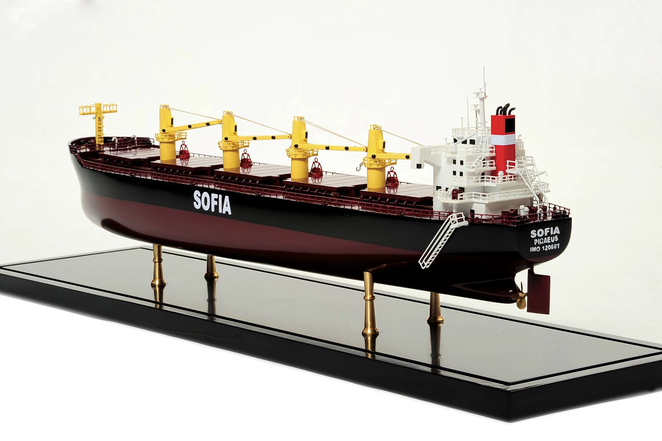 1450-4499-Bulk-Carrier-3-Model-Ship