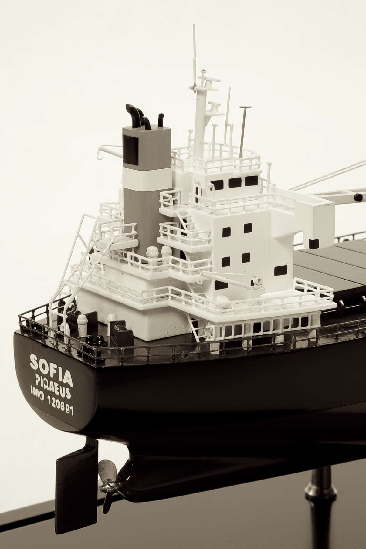 1450-4505-Bulk-Carrier-3-Model-Ship
